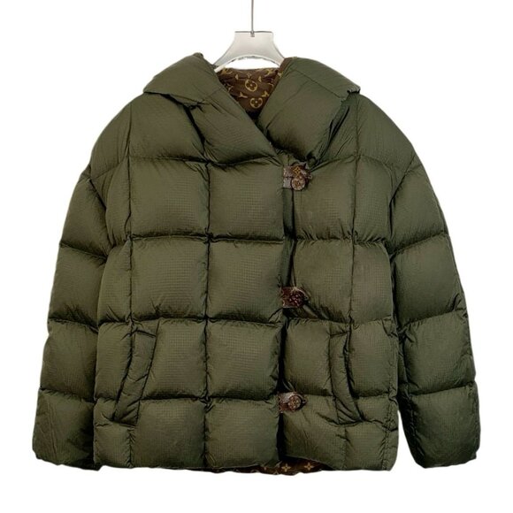 Louis Vuitton Green Puffer Jacket With Monogram Lining & Hood - Picture 1 of 8